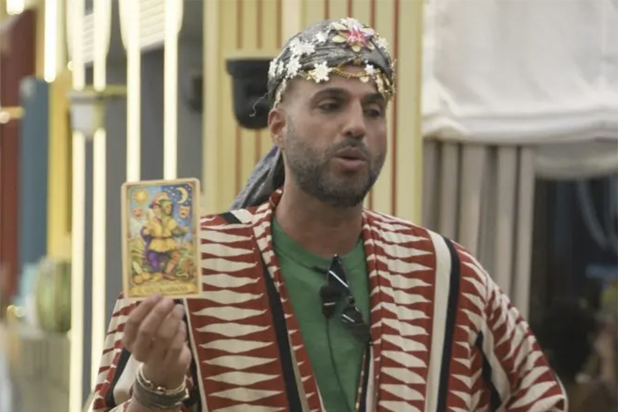 "GF Vip", Jonathan a Danto: "Sei un accollo!". E Alex Belli ripensa a Soleil...