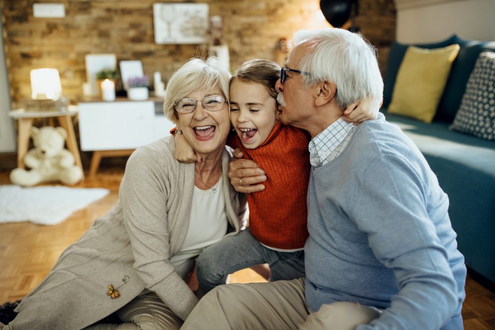 È la Festa dei Nonni: e loro, di cose da insegnarci, ne hanno ancora tante È la Festa dei Nonni: e loro, di cose da insegnarci, ne hanno ancora tante