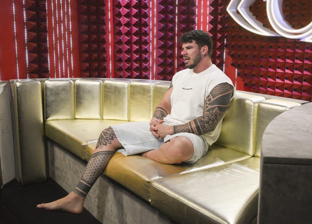 "GF Vip", Federico Fashion Style attacca Danto: «Ti ho fatto entrare io nel mondo della tv». E spunta l’accusa della relazione costruita a tavolino”