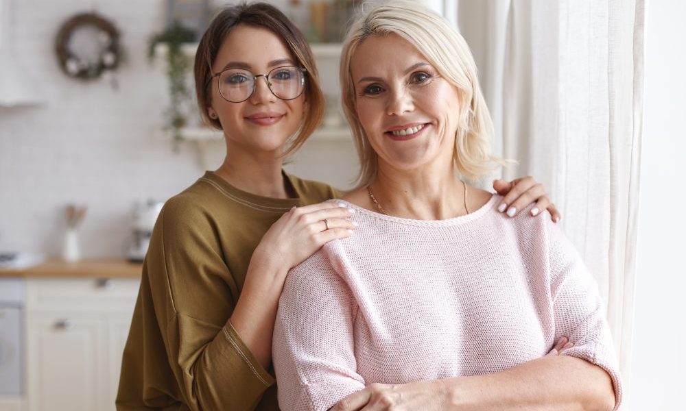 L'amica più grande e quella più giovane ci insegnano cose divers