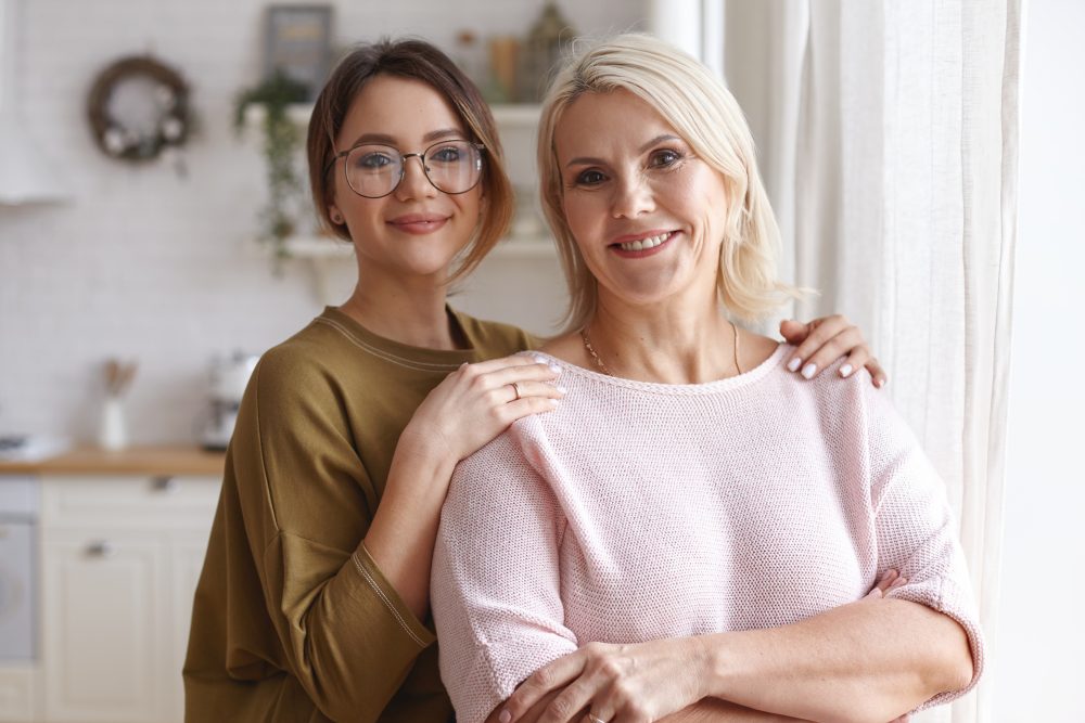 L'amica più grande e quella più giovane ci insegnano cose divers