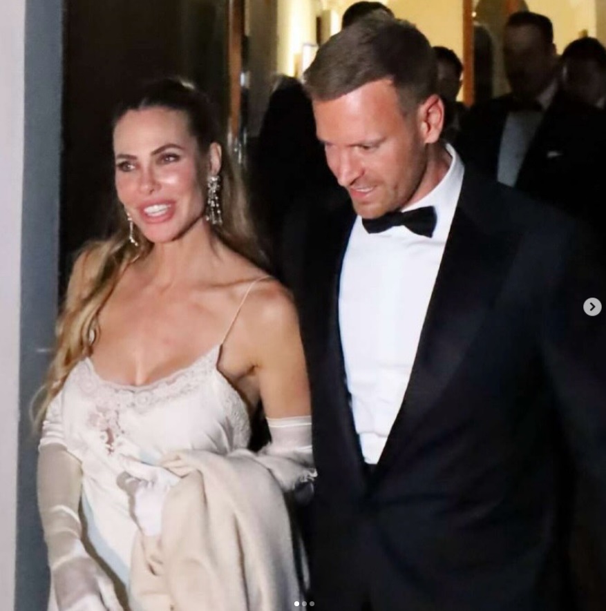 Ilary Blasi e Bastian Müller hanno detto sì: tutti i segreti del matrimonio blindato a Ravello 3 Gli scatti pubblicati da "Verissimo".