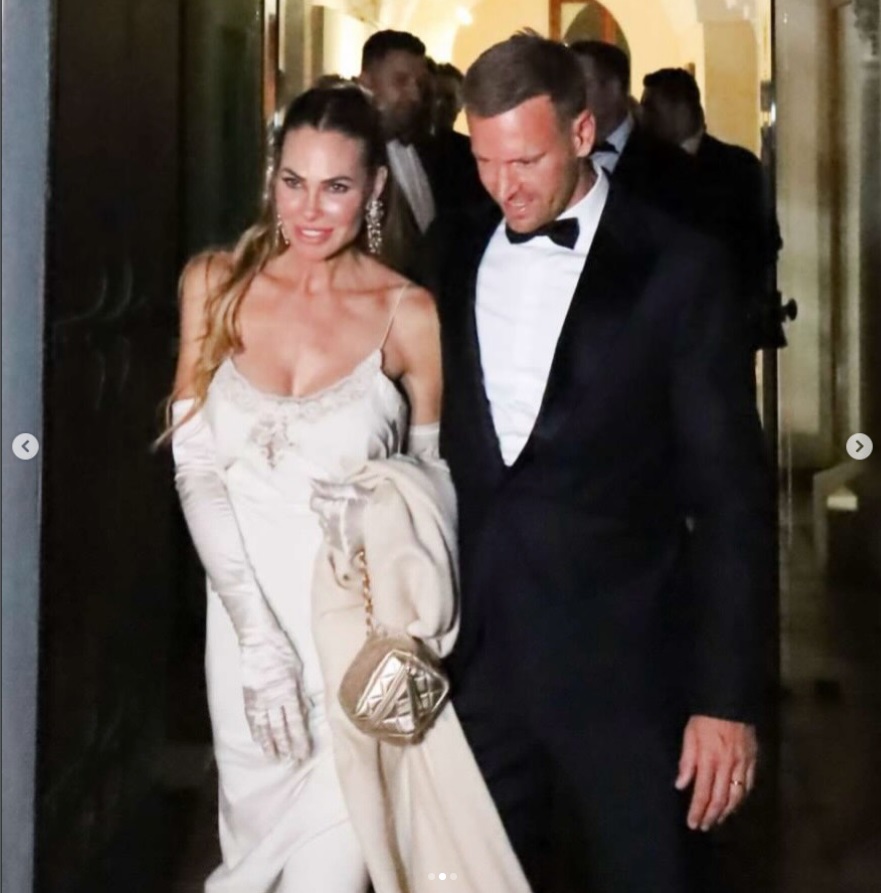 Ilary Blasi e Bastian Müller hanno detto sì: tutti i segreti del matrimonio blindato a Ravello 2 Gli scatti pubblicati da "Verissimo".