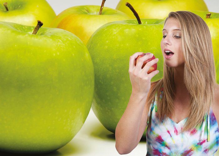 Una mela al giorno… regala benefici: idee sfiziose dalla colazione alla cena Una mela al giorno… regala benefici: idee sfiziose dalla colazione alla cena