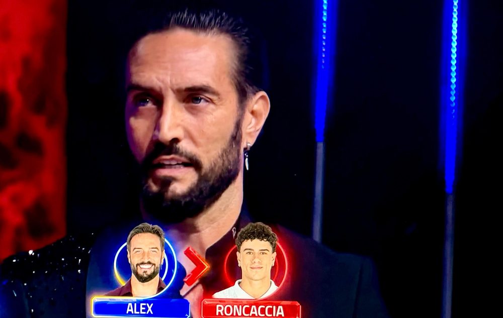 “GF VIP”, clamoroso! Alex Belli sbrocca e se ne va. «Questo non è il mio “Grande Fratello”» "GF VIP", clamoroso! Alex Belli sbrocca e se ne va. «Questo non è il mio "Grande Fratello"»