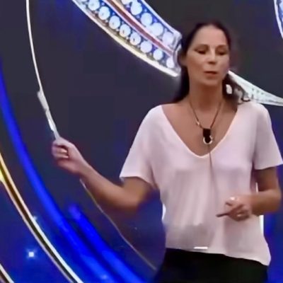 “GF Vip”, Marina punta il dito contro Jonathan: «Sei un ipocrita». E scoppia la lite "GF Vip", Marina punta il dito contro Jonathan: «Sei un ipocrita»e scoppia la lite