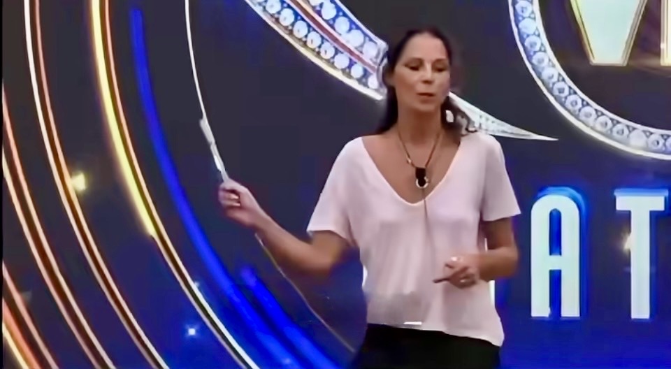 “GF Vip”, Marina punta il dito contro Jonathan: «Sei un ipocrita»e scoppia la lite "GF Vip", Marina punta il dito contro Jonathan: «Sei un ipocrita»e scoppia la lite