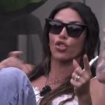 "GF Vip", Guendalina Tavassi dà di matto tra gelosia, incubi e aerei mancati: dal 2010 non è cambiata, chirurgo a parte!