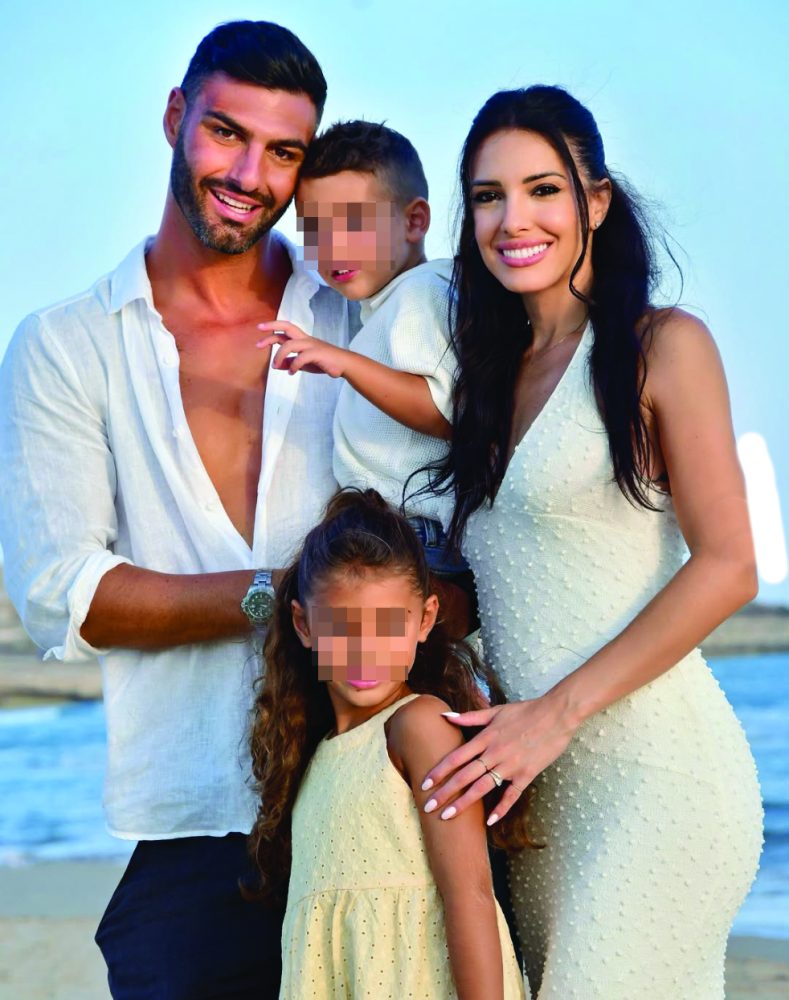 Clarissa Marchese: «Mamme, basta dimostrare di essere sempre all’altezza... » 2 La coppia ha due figli: Arya (nata nel 2020) e Christian (nato nel 2023).